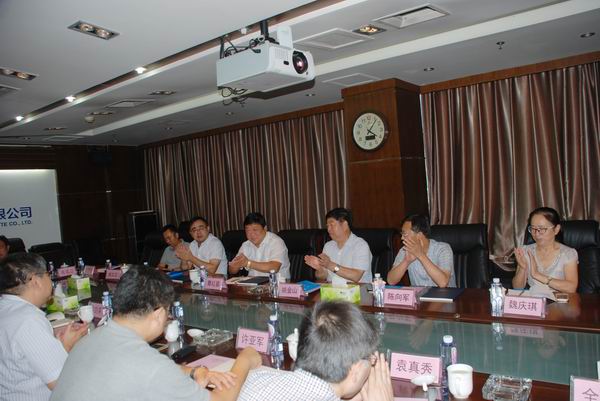 調(diào)整大小 2、隧道院董事長(zhǎng)趙晉友對(duì)我院董事長(zhǎng)、總經(jīng)理一行的到來(lái)表示歡迎.JPG