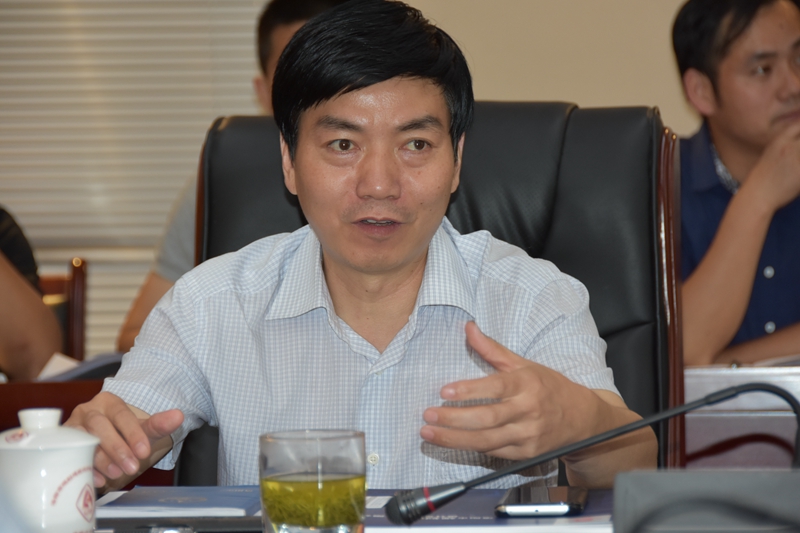 1499738753291066.jpg 西工區(qū)常務副區(qū)長馮宏超就綜保區(qū)整體規(guī)劃提出建議.jpg