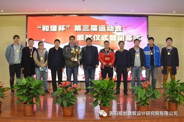 1515052170536649.jpg 640.webp (6).jpg