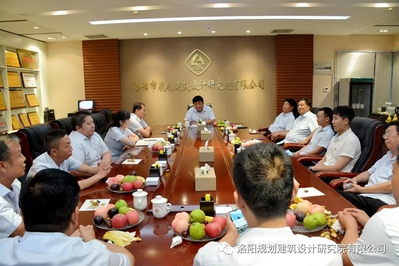 1596505506668713.jpg 640.webp (12).jpg