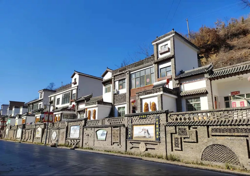 1643159915384661.jpg 1643159915384661.jpg