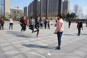 共話“三八”譜真情女員工活動(dòng)